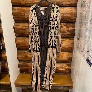 Elegant Black and Cream Cardigan